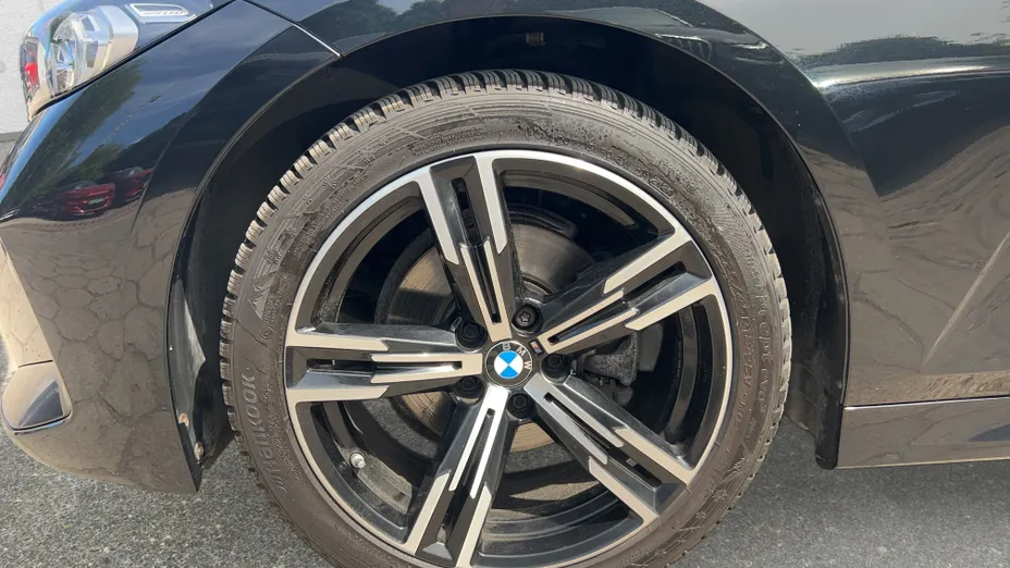 BMW Seria 3 320i M Sport aut