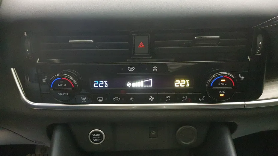 NISSAN Qashqai Qashqai 1.3 DIG-T mHEV Tekna Xtronic