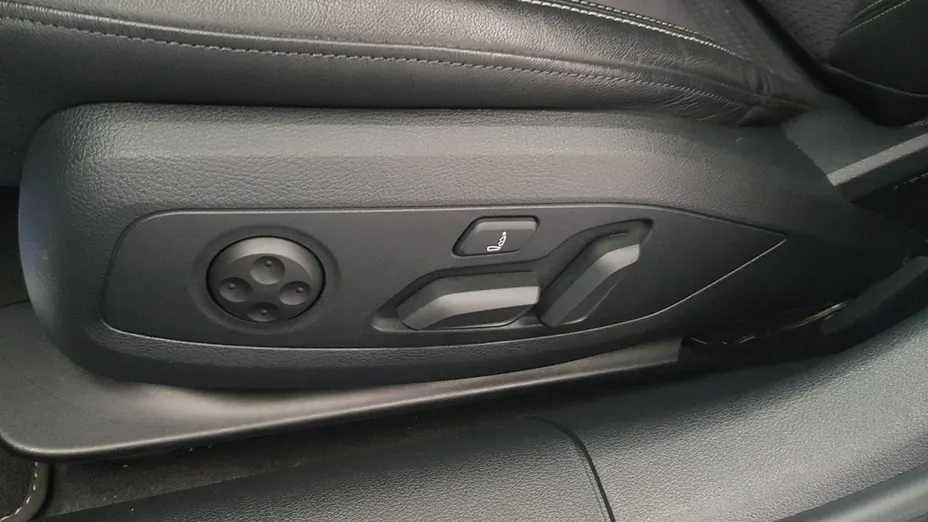 AUDI A4 A4 35 TFSI mHEV S Line S tronic