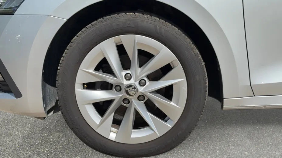 SKODA Octavia Octavia 1.5 TSI e-Tec Ambition DSG