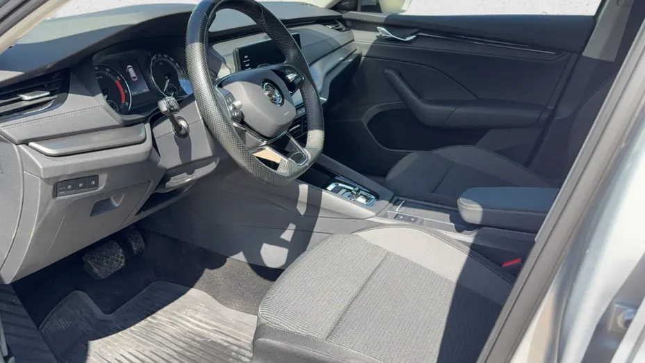 SKODA Octavia Octavia 1.5 TSI e-Tec Ambition DSG