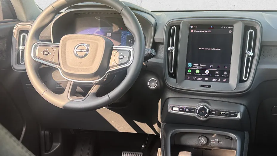 VOLVO XC40 XC40 B3 Essential aut