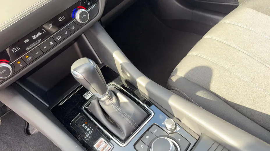 MAZDA 6 6 2.0 Center-Line aut