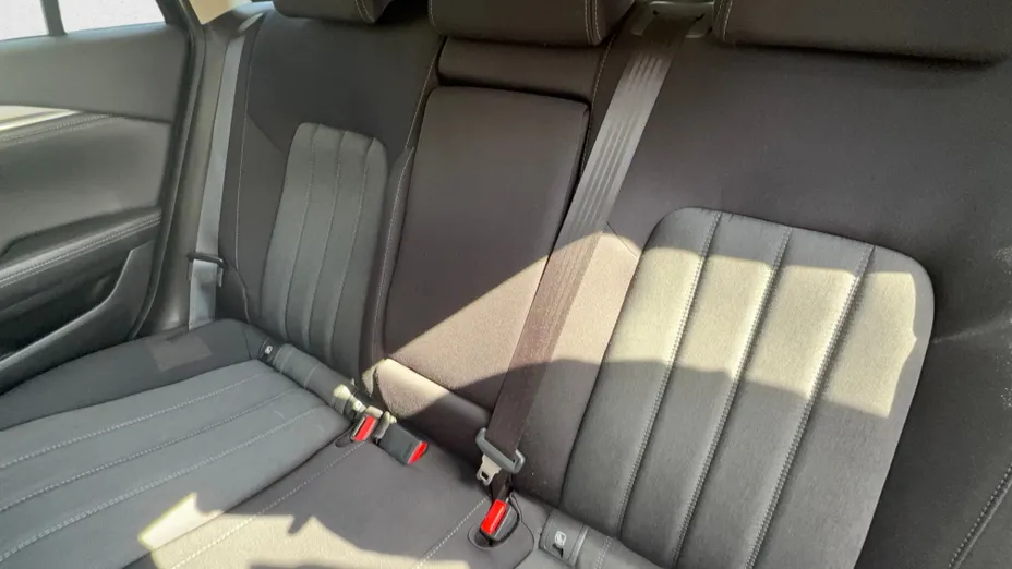 MAZDA 6 6 2.0 Center-Line aut