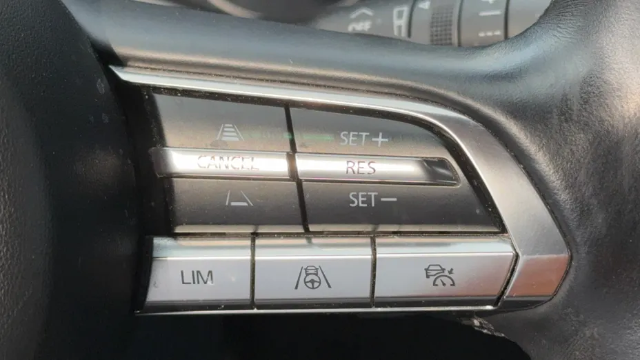 MAZDA CX-30 CX-30 2.0 mHEV Hikari 2WD aut