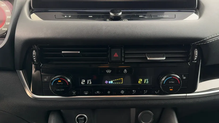 NISSAN Qashqai Qashqai 1.3 DIG-T mHEV N-Connecta Xtronic