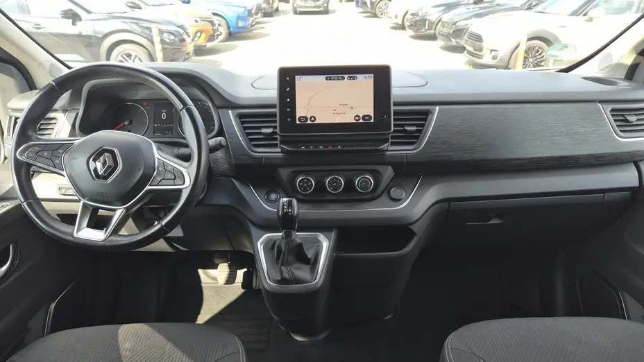 RENAULT Trafic -