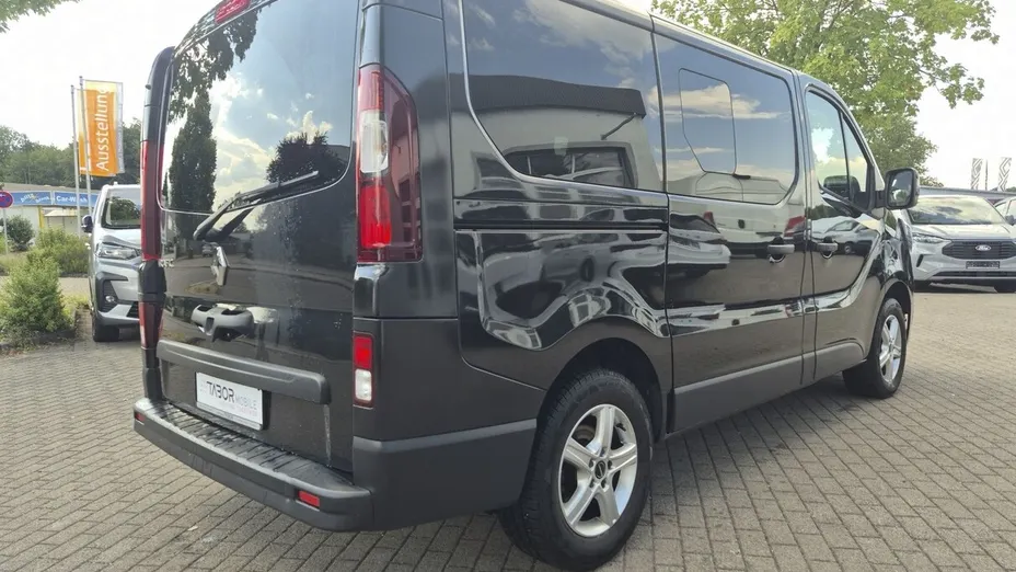 RENAULT Trafic -