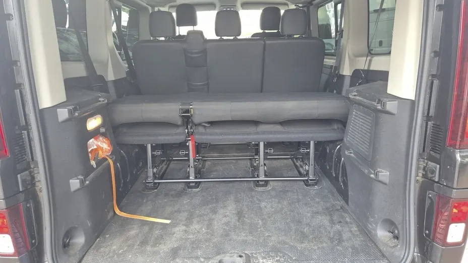 RENAULT Trafic -
