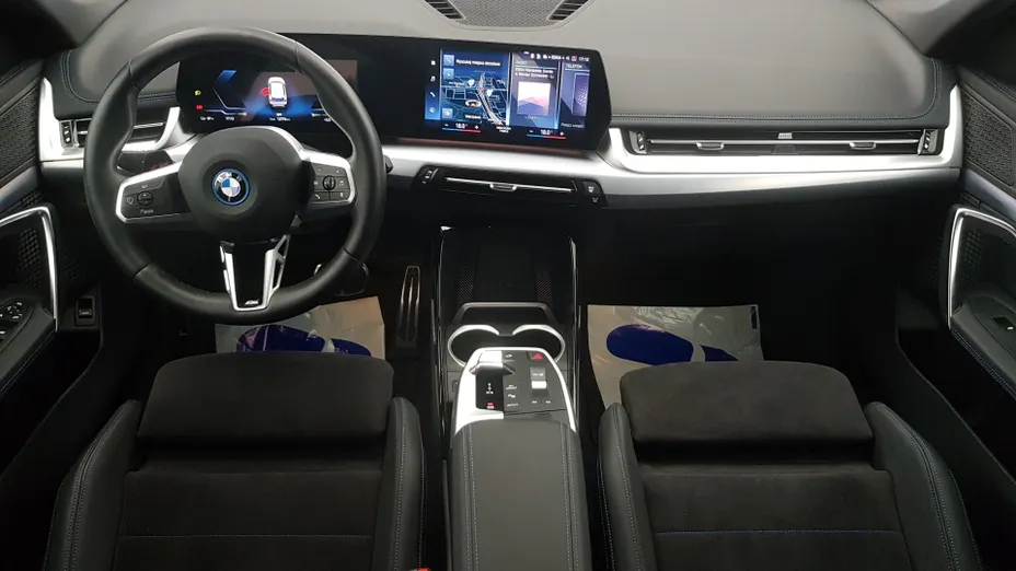 BMW iX1 iX1 xDrive30 66.5kWh M Sport
