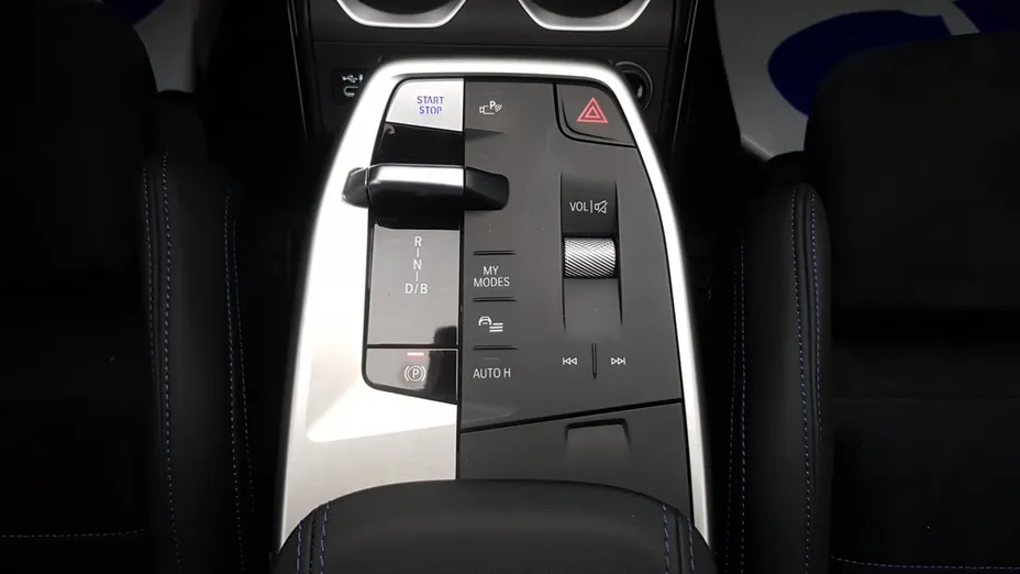 BMW iX1 iX1 xDrive30 66.5kWh M Sport