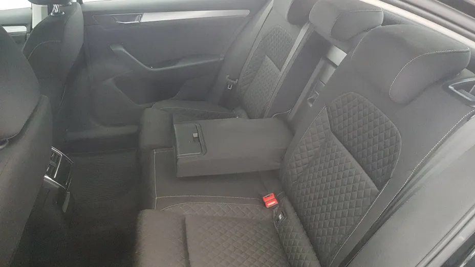 SKODA Superb Superb 2.0 TDI SCR 4x4 Ambition DSG