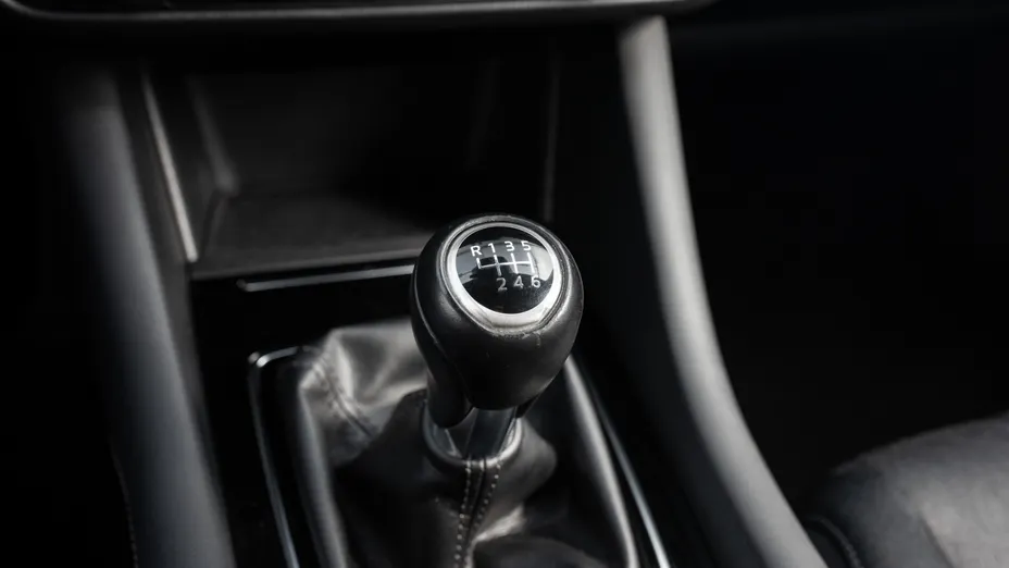 MAZDA 6 6 2.0 SkyJoy