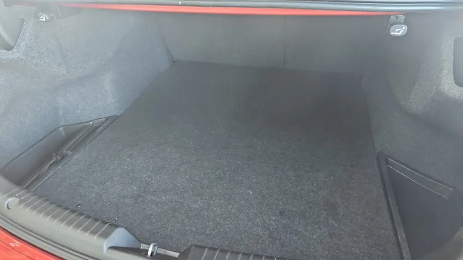 MAZDA 6 6 2.0 Center-Line aut