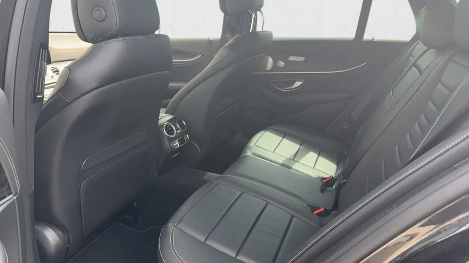 MERCEDES-BENZ E Klasa E 220 d 4-Matic Business Edition