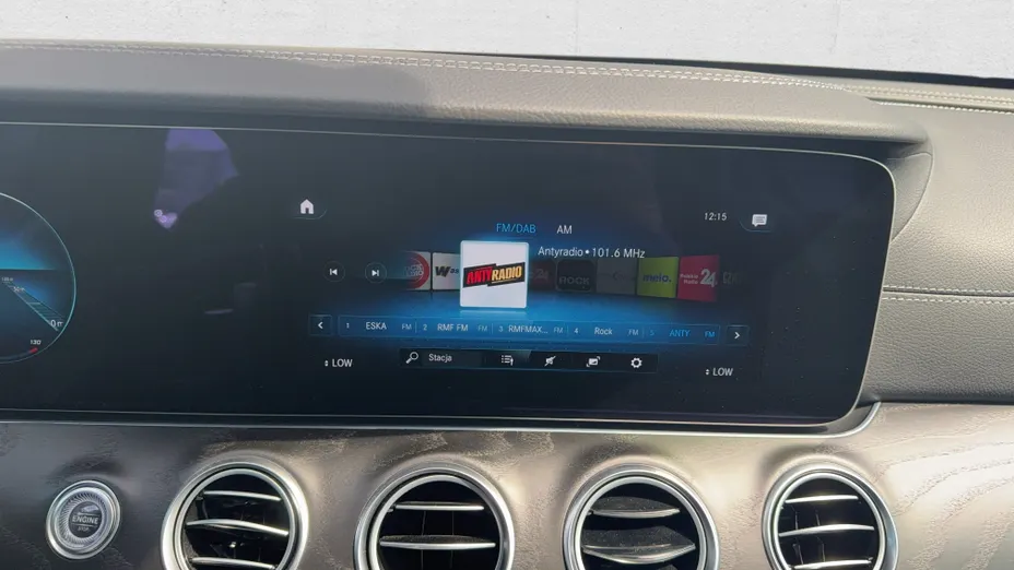 MERCEDES-BENZ E Klasa E 220 d 4-Matic Business Edition