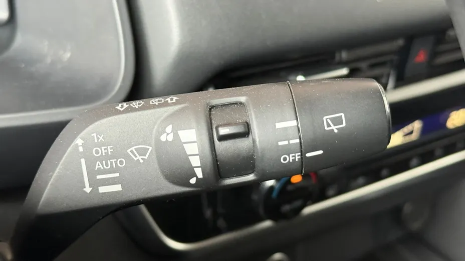 NISSAN Qashqai Qashqai 1.3 DIG-T mHEV N-Connecta Xtronic