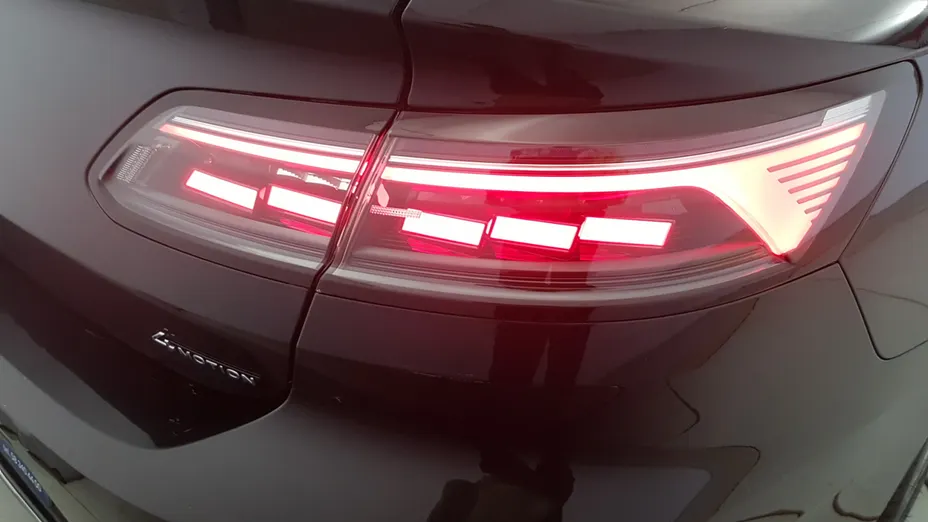 VOLKSWAGEN Arteon Arteon 2.0 TSI 4Motion Elegance DSG