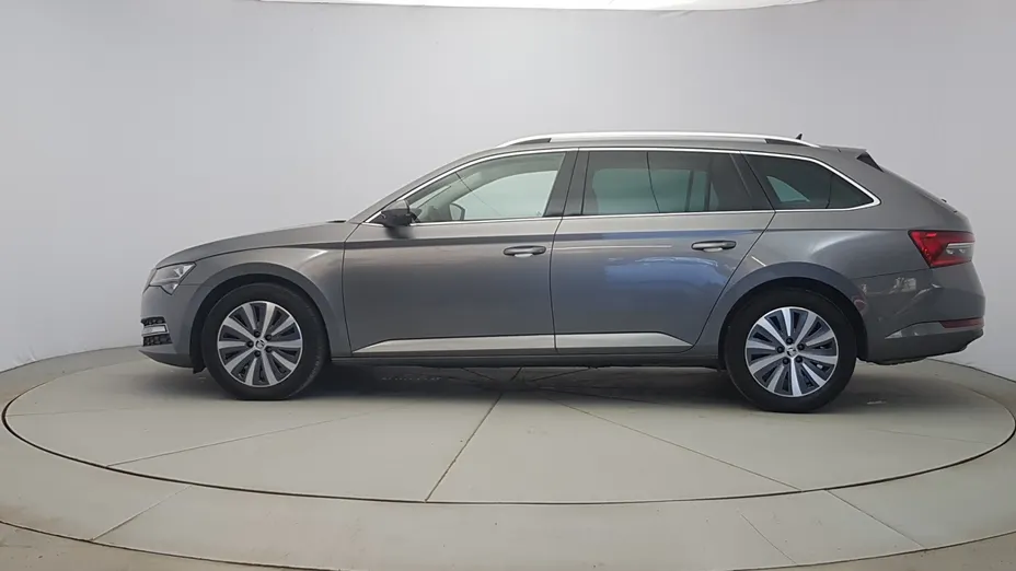 SKODA Superb Superb 2.0 TDI SCR Style DSG