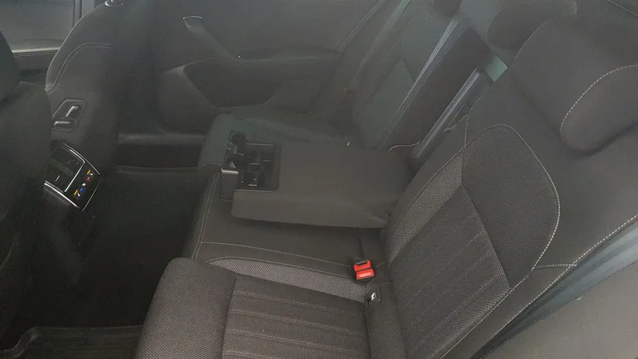 SKODA Superb Superb 2.0 TDI SCR Style DSG