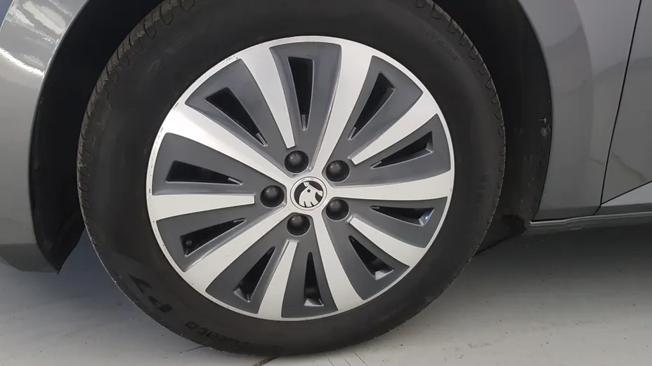 SKODA Superb Superb 2.0 TDI SCR Style DSG