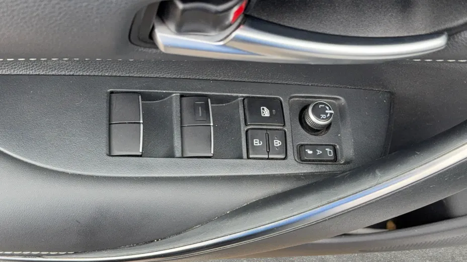 TOYOTA Corolla Corolla 2.0 Hybrid Style