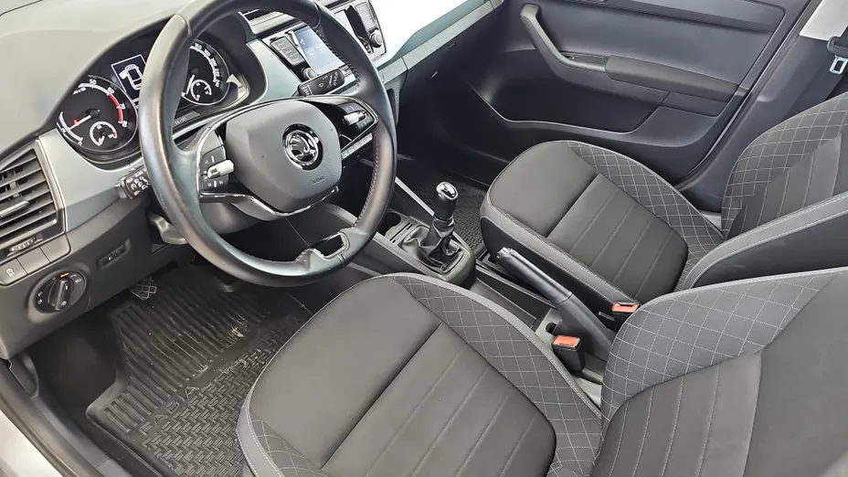 SKODA Fabia Fabia 1.0 TSI Ambition