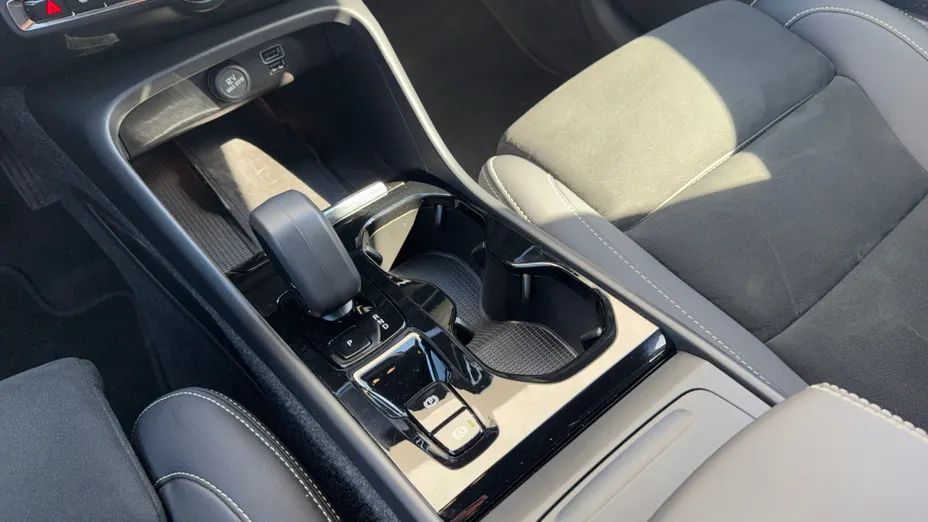 VOLVO XC40 XC40 B3 Plus Dark aut