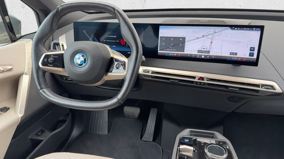 BMW iX iX xDrive40 76.6kWh