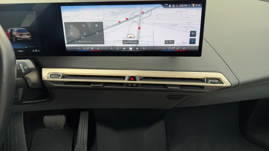 BMW iX iX xDrive40 76.6kWh