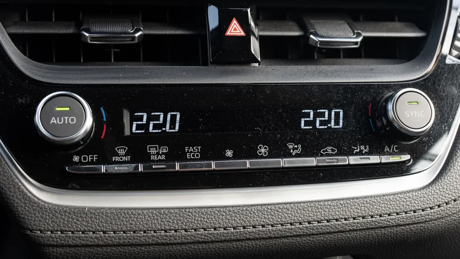 TOYOTA Corolla Cross Corolla Cross 2.0 Hybrid Style