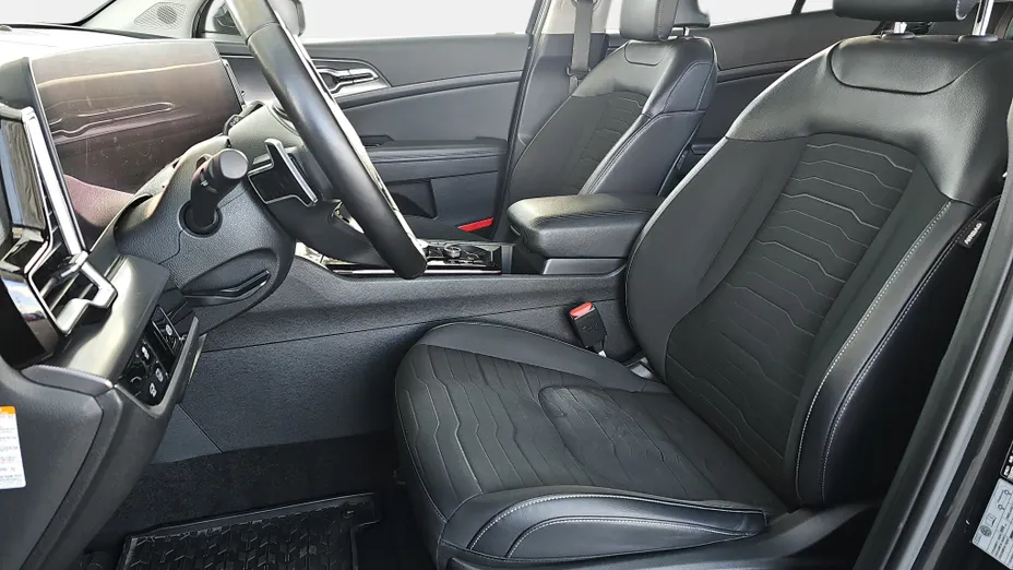 KIA Sportage Sportage 1.6 T-GDI HEV Business Line 4WD aut