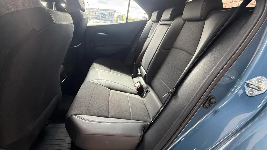 TOYOTA Corolla Corolla 2.0 Hybrid Comfort