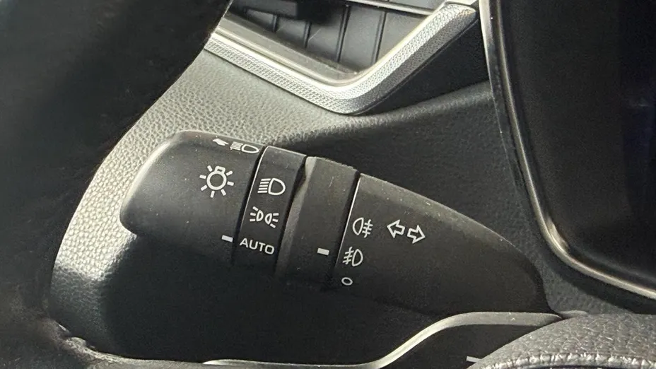 TOYOTA Corolla Corolla 2.0 Hybrid Comfort