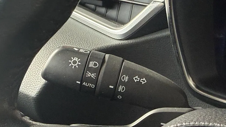 TOYOTA Corolla Corolla 2.0 Hybrid Comfort