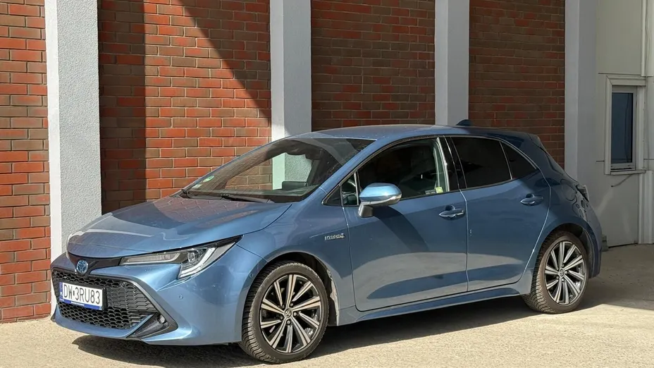 TOYOTA Corolla Corolla 2.0 Hybrid Comfort