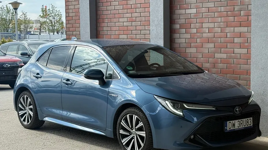 TOYOTA Corolla Corolla 2.0 Hybrid Comfort