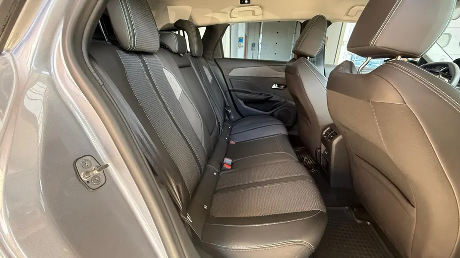 PEUGEOT 308 308 1.2 PureTech Allure Pack S&S EAT8