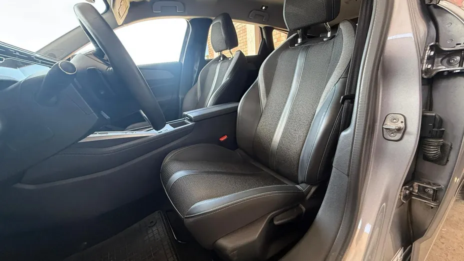 PEUGEOT 308 308 1.2 PureTech Allure Pack S&S EAT8