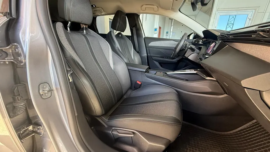 PEUGEOT 308 308 1.2 PureTech Allure Pack S&S EAT8