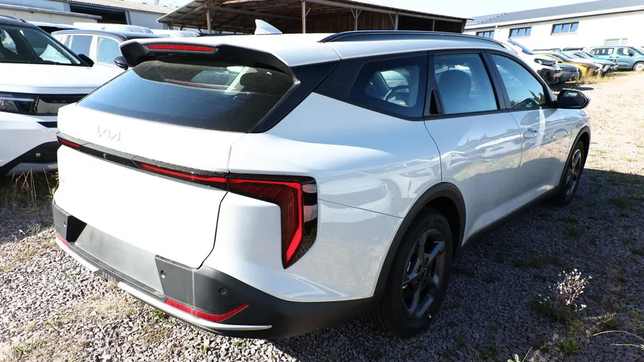 KIA K4 -