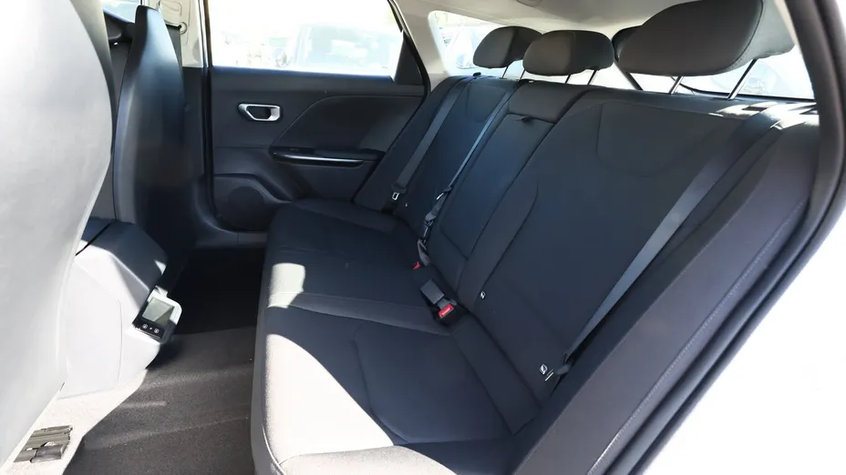 KIA K4 -