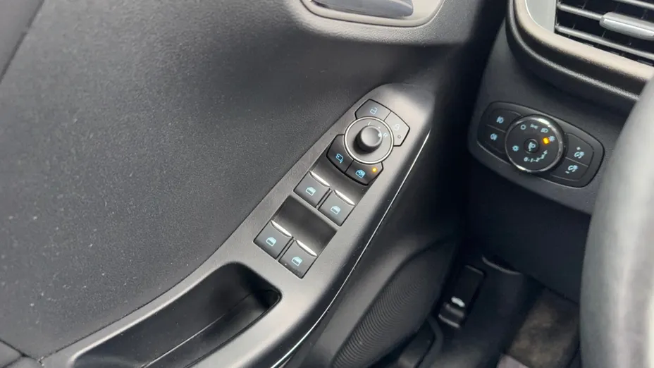 FORD Puma Puma 1.0 EcoBoost mHEV Titanium X DCT