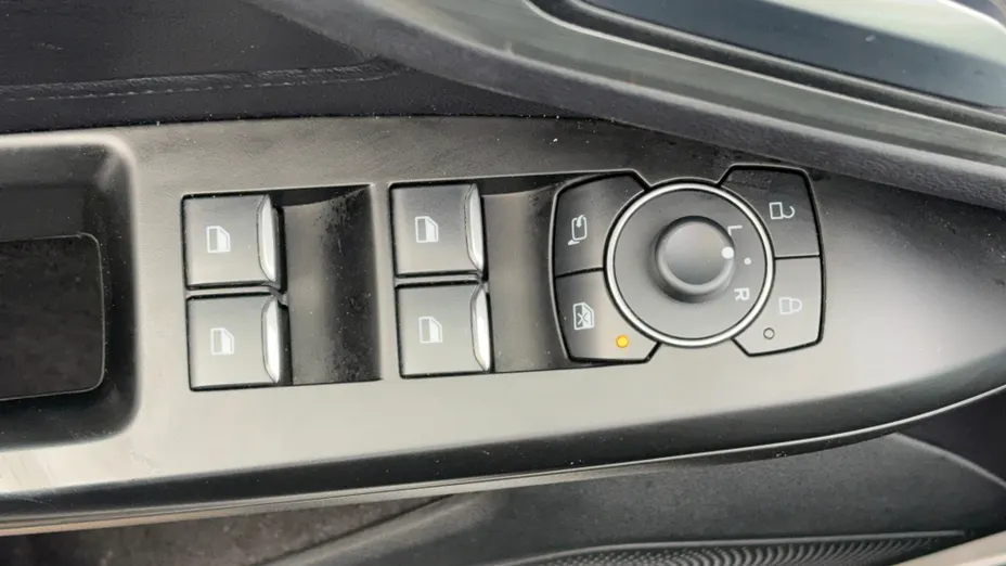 FORD Focus Focus 1.0 EcoBoost mHEV Titanium X aut