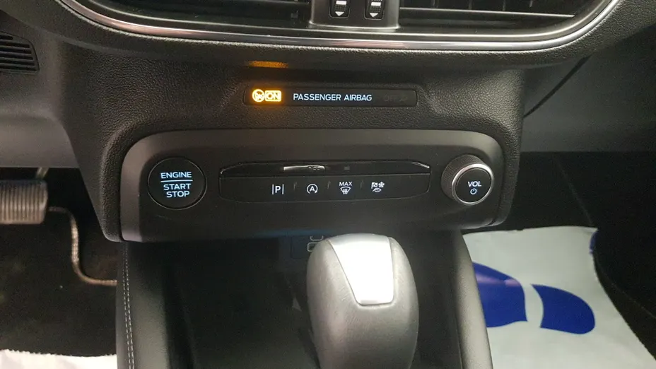 FORD Focus Focus 1.0 EcoBoost mHEV Titanium X aut