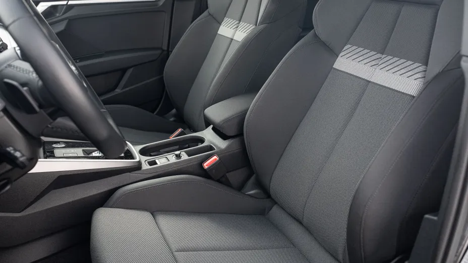 AUDI A3 A3 35 TFSI mHEV S Line S tronic