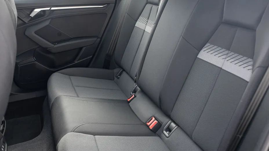 AUDI A3 A3 35 TFSI mHEV S Line S tronic