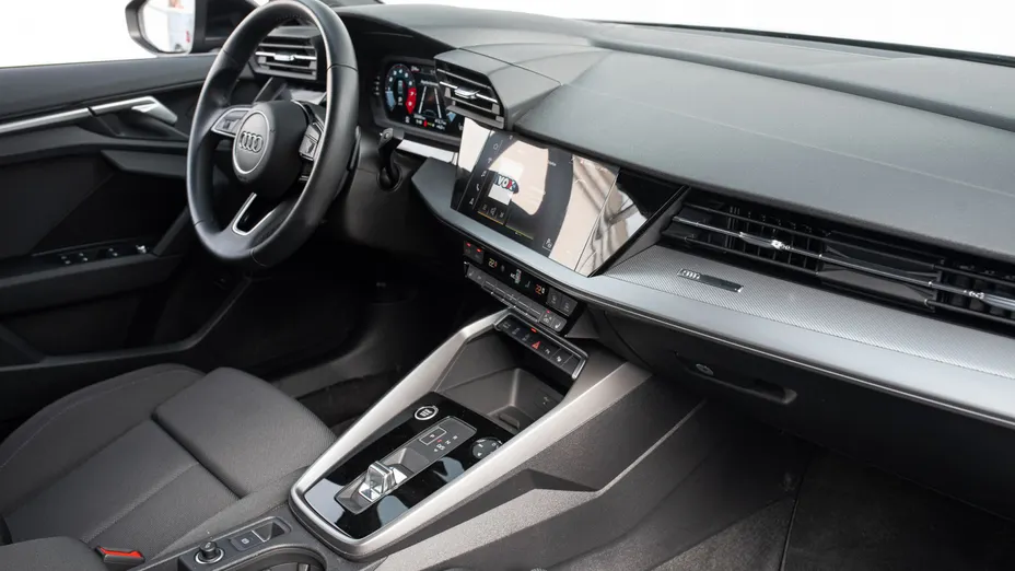 AUDI A3 A3 35 TFSI mHEV S Line S tronic