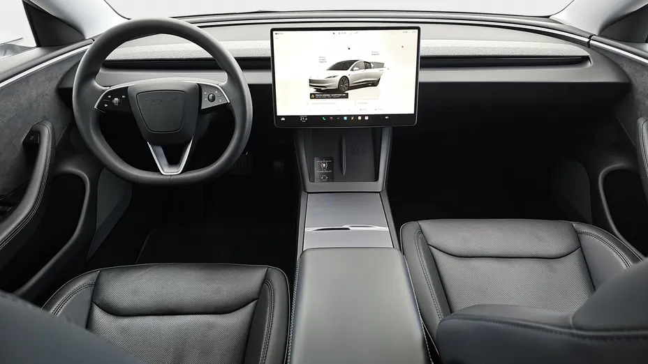 TESLA Model 3 3 Long Range AWD