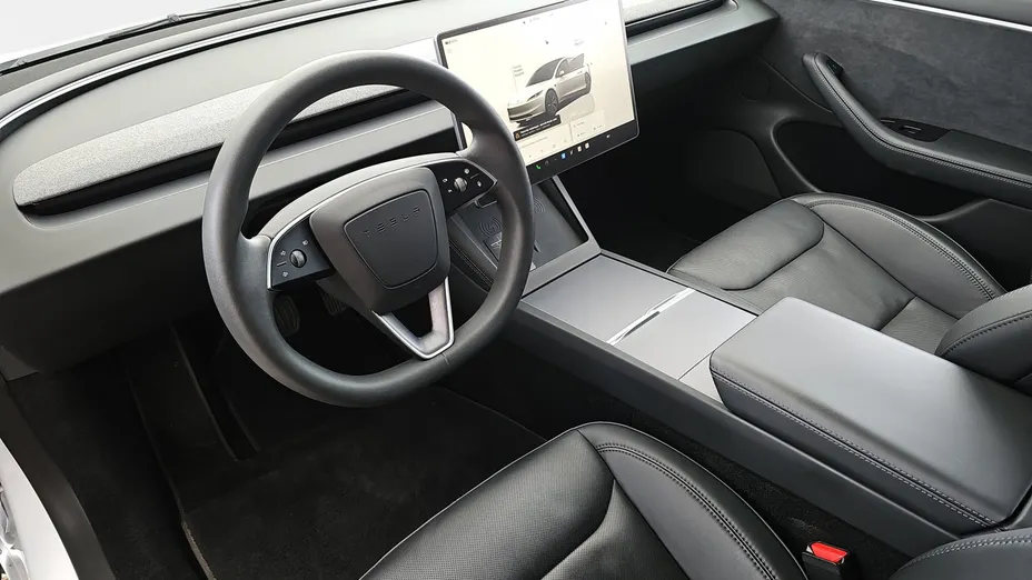 TESLA Model 3 3 Long Range AWD